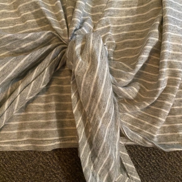 Banana Republic tops XS NWT - Picture 3 of 8